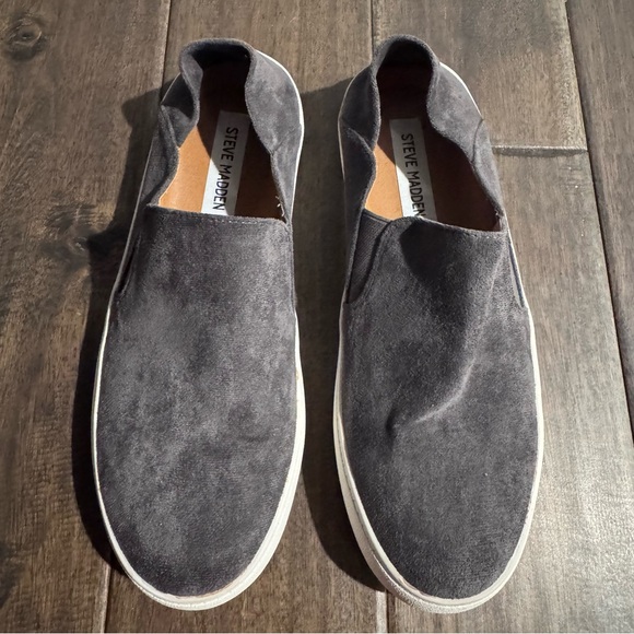 Steve Madden Fayna Dark Gray Slip On Fashion Sneakers 8 - Picture 2 of 6
